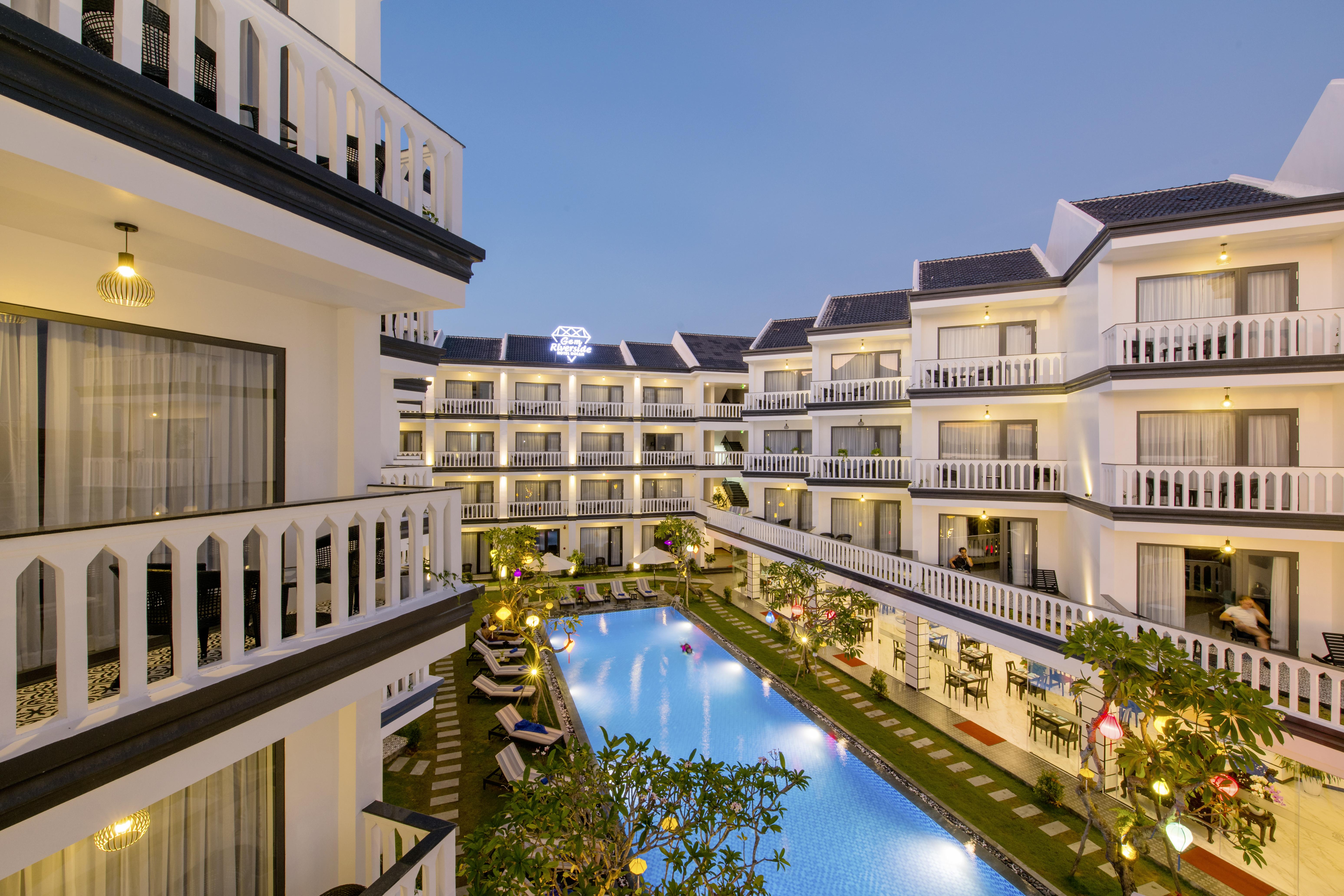 Gem Riverside Hotel Hoi An Bagian luar foto