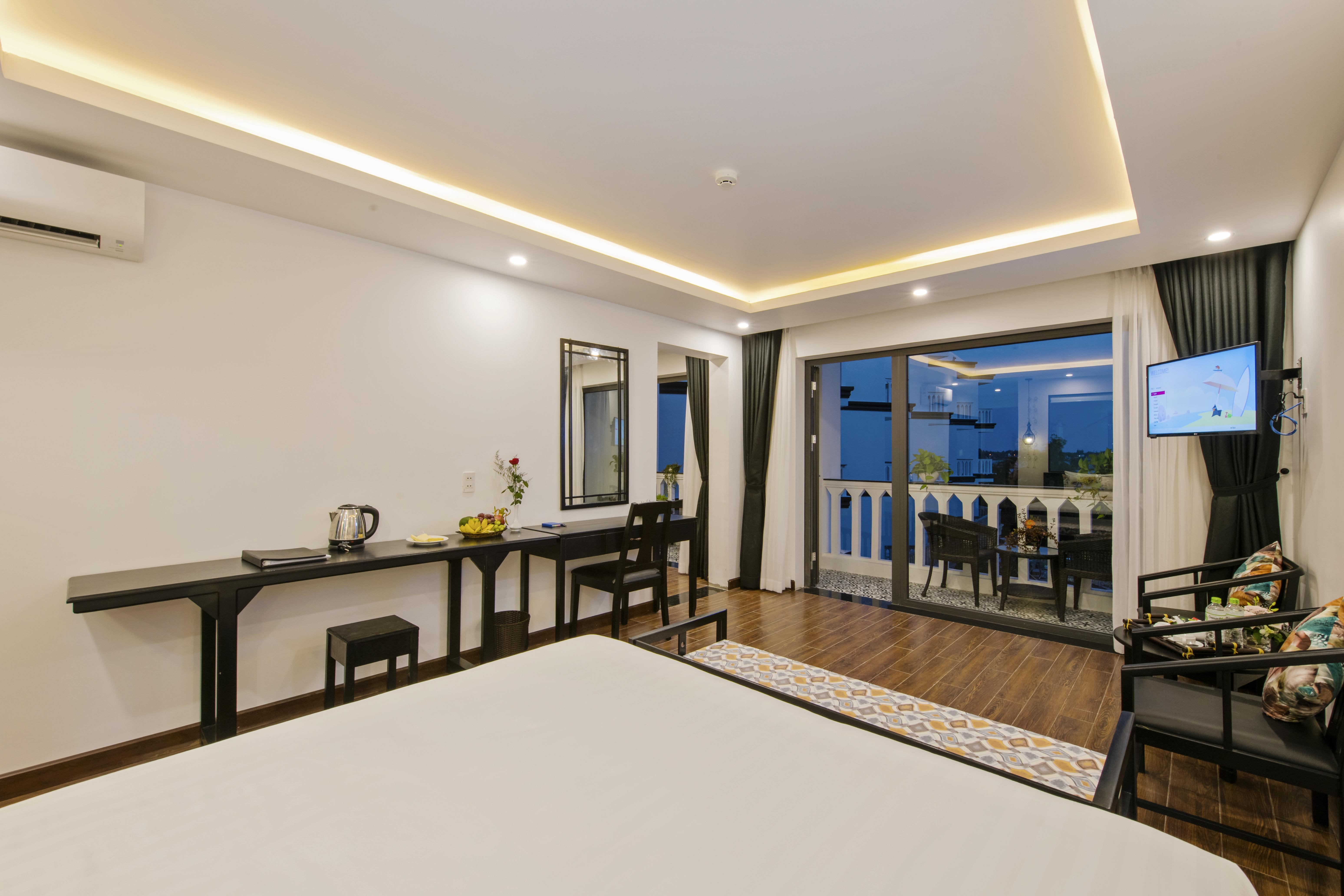Gem Riverside Hotel Hoi An Bagian luar foto