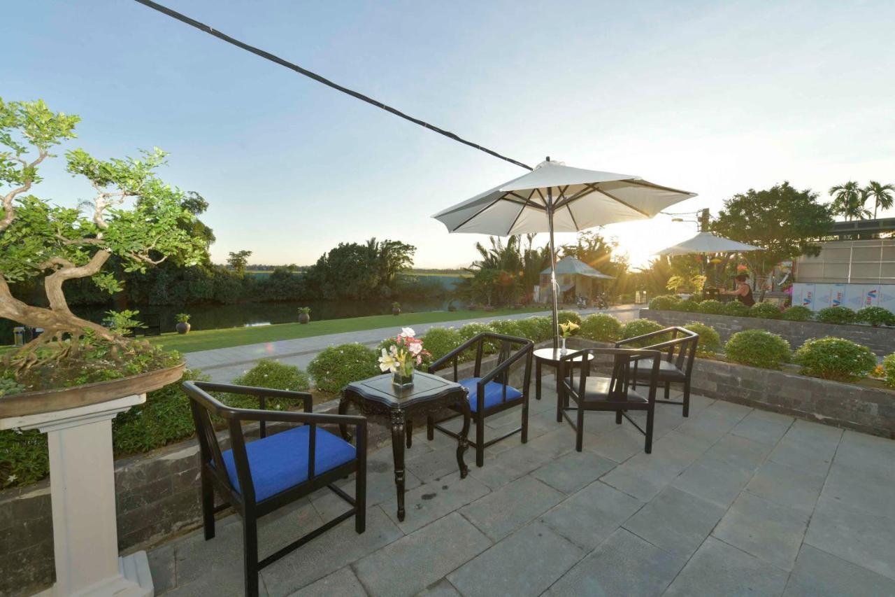 Gem Riverside Hotel Hoi An Bagian luar foto